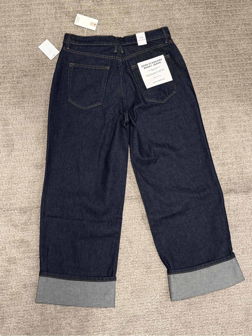 Good American Wide-Leg Cuffed Dark Indigo Jeans in size 4 NWT - Picture 4 of 8